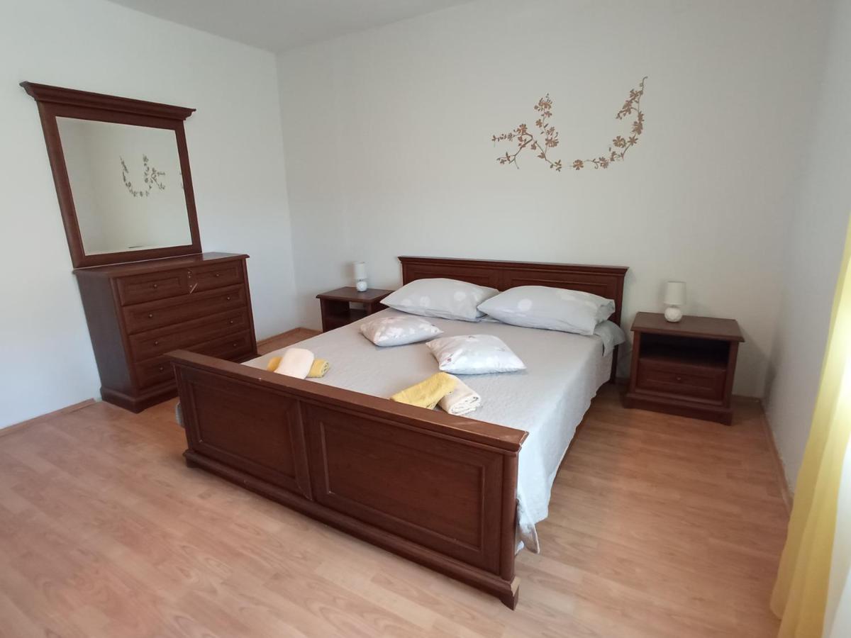 Family Paradise Ražanac المظهر الخارجي الصورة