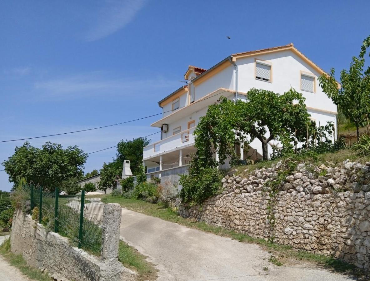 Family Paradise Ražanac المظهر الخارجي الصورة